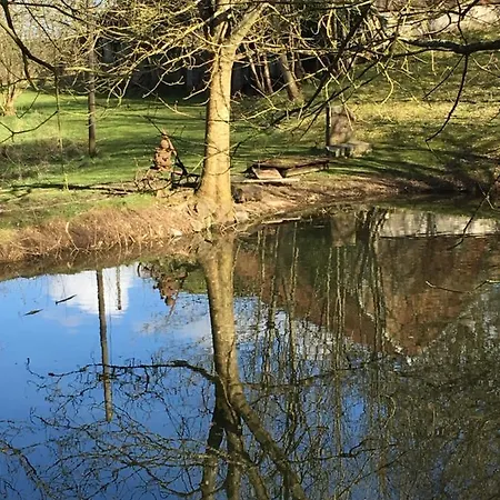 Normandy Oda ve Kahvaltı 3*